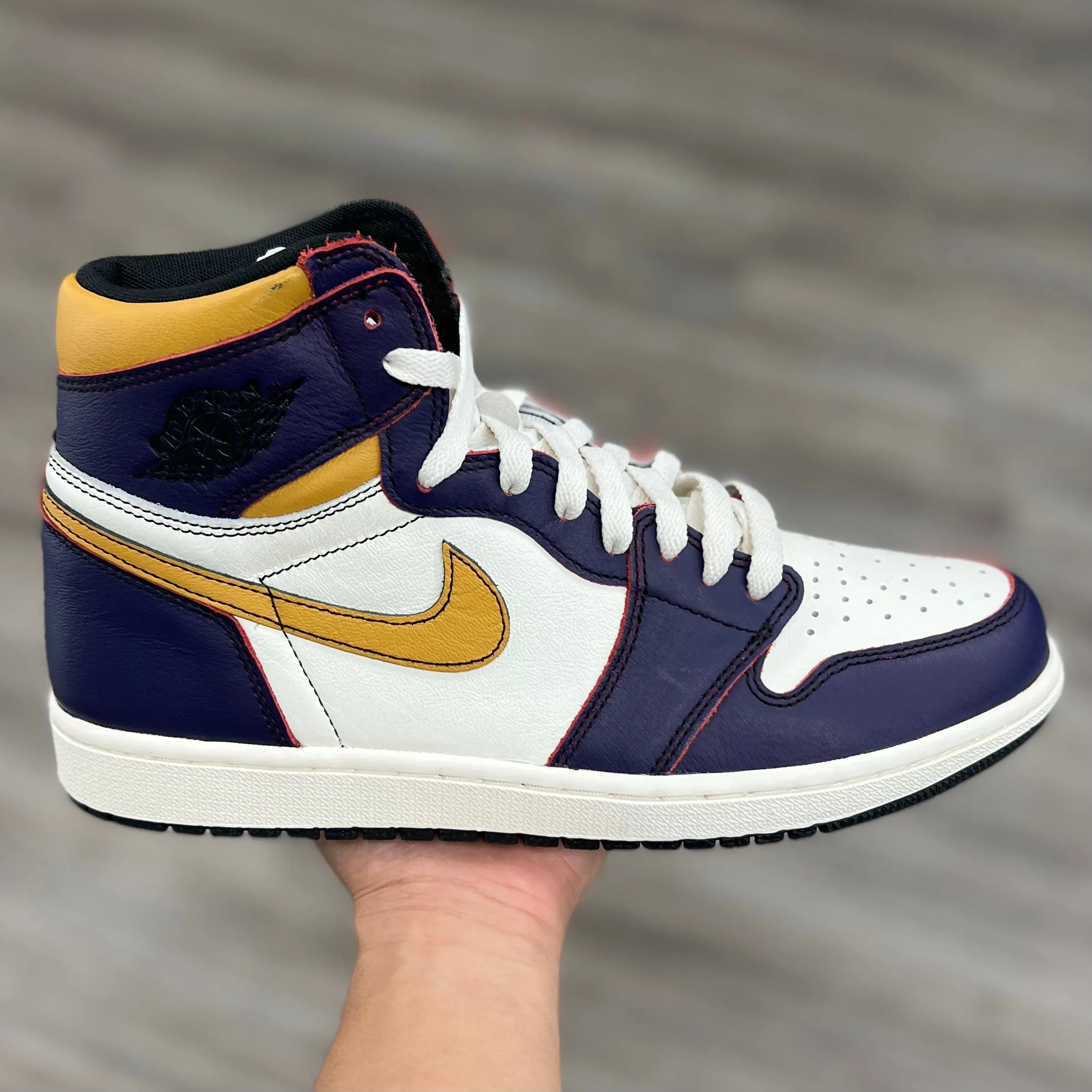 Air Jordan 1 Retro “LA To Chicago”