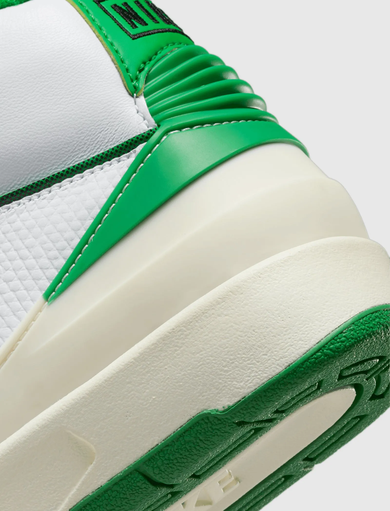 AIR JORDAN 2 "LUCKY GREEN" GS