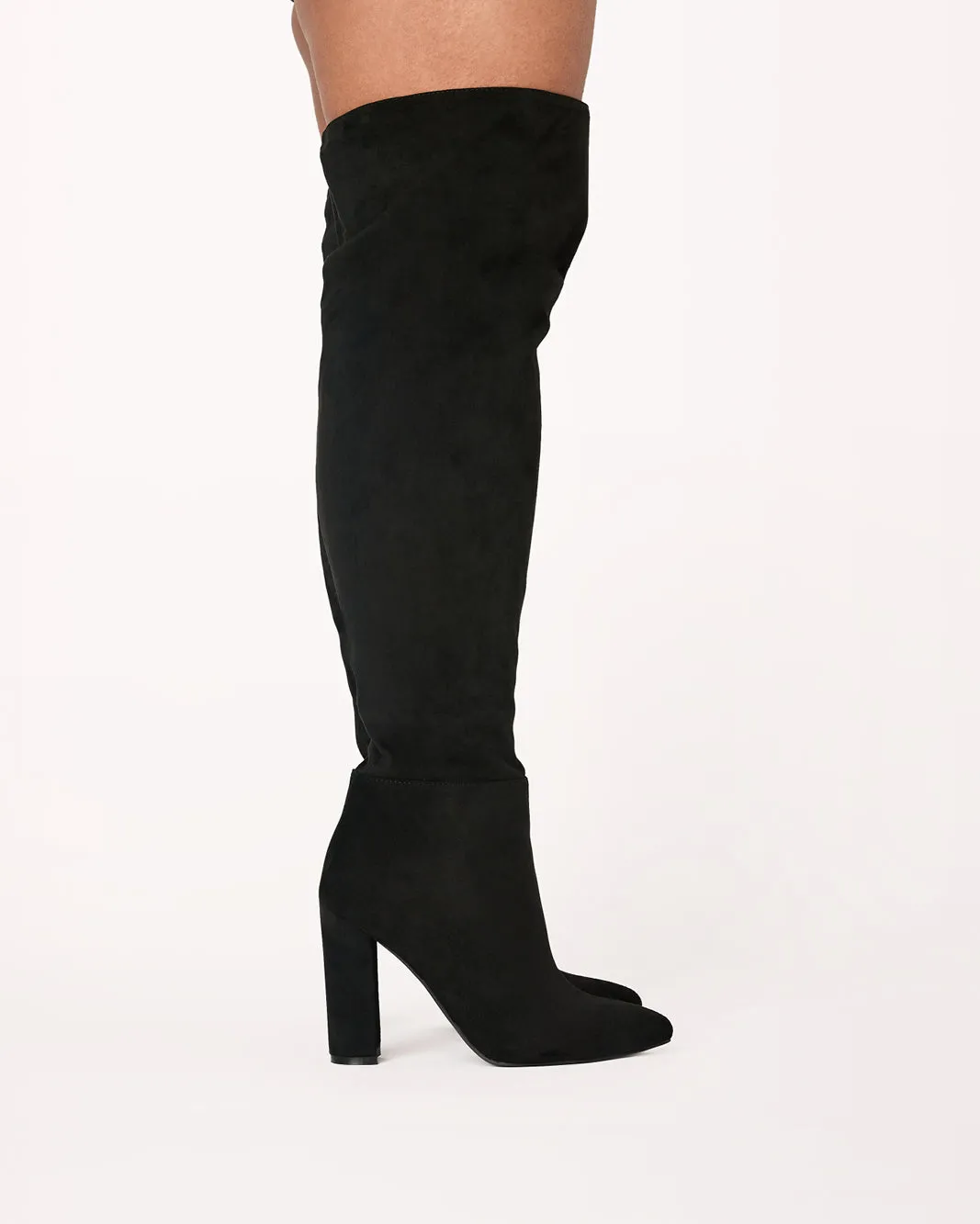 MOSCOW CURVE - BLACK SUEDE