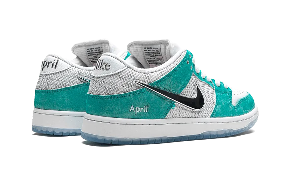 SB Dunk Low April Skateboards