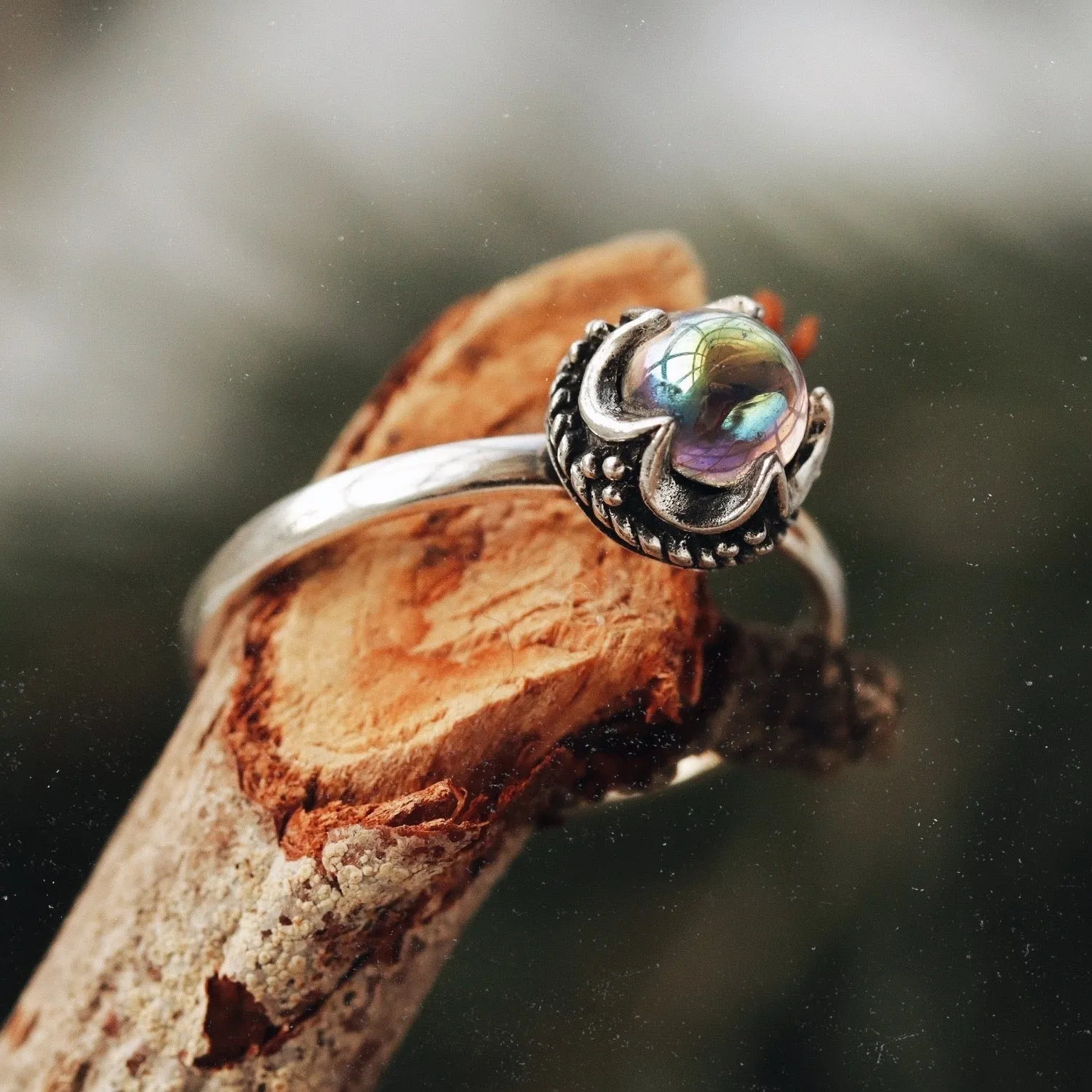 Voluspa Mystic Crown Ring